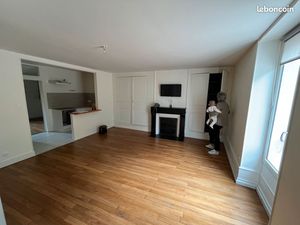 Charmant T2 Joigny Rive Droite