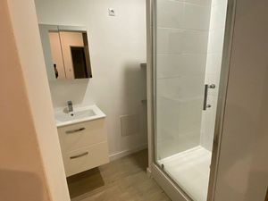 Loue T1 avec Terrasse