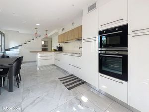 Maison 6 pièces 153 m²