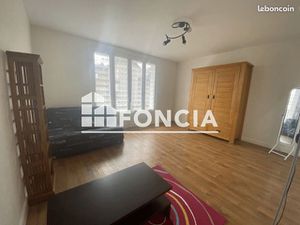 Studio 1 pièce 37 m²