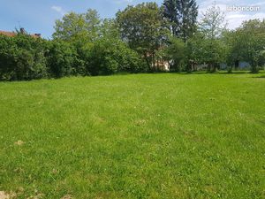 Terrain à bâtir 14 08 ares