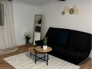 Charmant studio rénové – lumineux et bien agencé