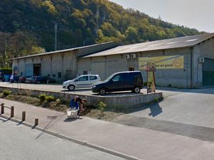 Local d'activités artisanales