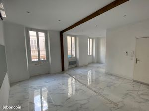 T1/2 APPARTEMENT SECTEUR PRADO PERIER 13006 destination BUREAU ou LOGEMENT