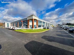 Local d'activité 200 m²