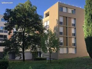 RDC 80m2 Apt (cite saint michel bat les lauriers) possible credit vendeur