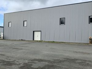 Parking/box 25 m² Nozay