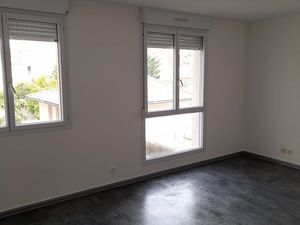 Location appartement 29 m2 rue Favart D'Herbigny