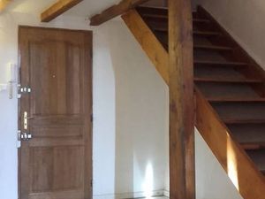 Studio avec mezzanine