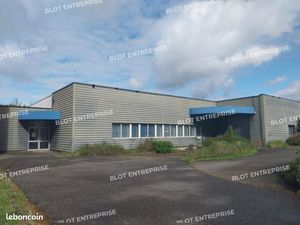 Local commercial 1 200 m²