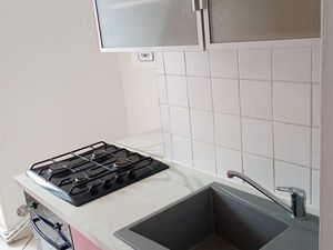 SPACIEUX F2 de 61 M2 PLEIN CENTRE VILLE EVREUX DANS RESIDENCE SECURISEE ET TRES CALME