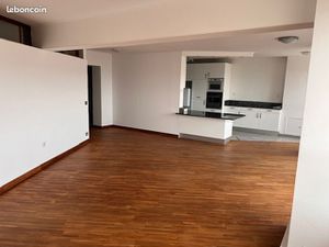 Appartement Grand T3 rond point du Prado Marseille 13008 le grand pavois location non meub