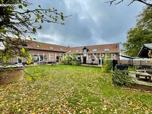 Maison 9 pièces 221 m²