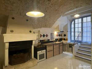 Duplex meublé atypique au cœur du village