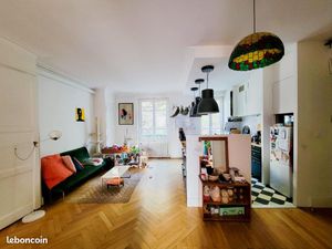 Lyon 6 - Triangle d'Or / Rue Cuvier - T4 92m² - Sectorisation Lycée du Parc