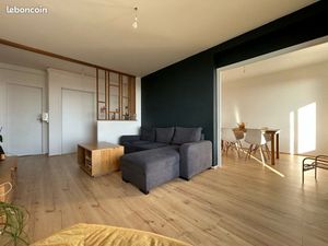 Appartement T4 balcon garage cave parking