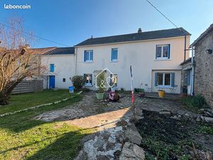 Longère 7 pièces 163 m²