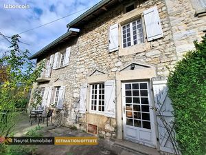 Propriété 5 pièces 132 m²