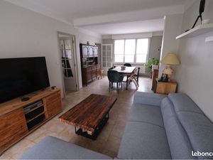 Maisons de ville avec garages