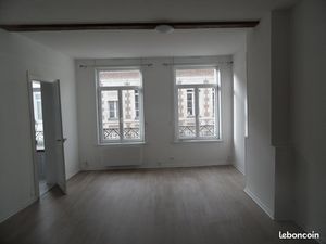 Cambrai centre appartement T2 54 m2 1er étage