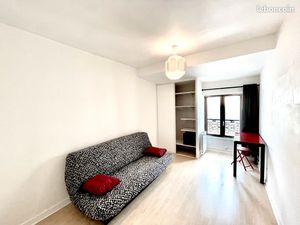 Appartement T3 (2 chambres) - 74 m² - Avenue Jean Jaurès à OULLINS - 5 minutes à pied de l