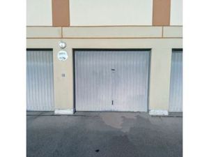 Grand garage Annecy centre