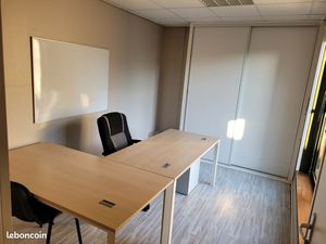 Bureau privatif lumineux 12m² - Espace coworking - Les Minimes