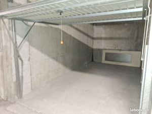 Location Garage Fermé sécurisé Braden