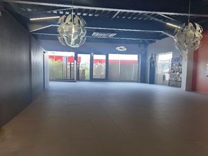 Local commercial 124 m² Baie-Mahault