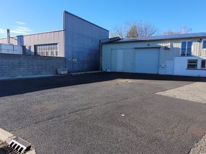 Local 300 m² Cournon-d'Auvergne