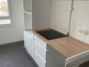 Loue T.4 totalement rénové