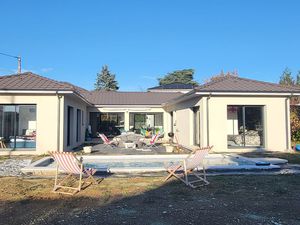 Coup de cœur assuré superbe villa neuve en u de plain-pied avec piscine
