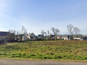 Terrain 335 m² Le Minihic Sur Rance