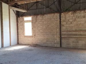 Location hangar pour camping car  van  bateaux  moto...