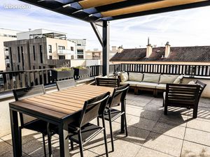 Appartement 4 pièces duplex avec grande terrasse