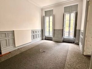 Jean Jaurès – Bureau 227m2 de caractère dans immeuble bourgeois rénové