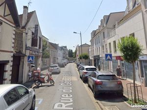 Boutique 68 m² CHENNEVIERES SUR MARNE