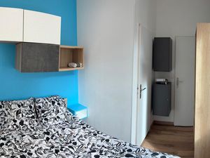 Appartement T1 meublé - 25 m² - proche secteur Berriat - Europole