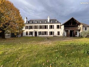 Maison 9 pièces 220 m²