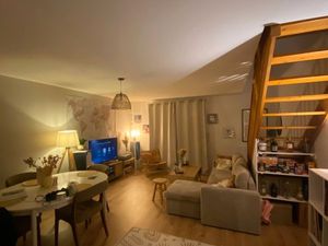 Maison meuble libre le 21/12. 895