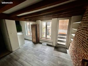 Location - Vieux Lille - rue des 3 mollettes - T2 - Charme de l’ancien au coeur du Vieux-L