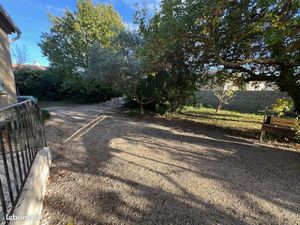 Terrain 250 m² Entraigues-sur-la-Sorgue
