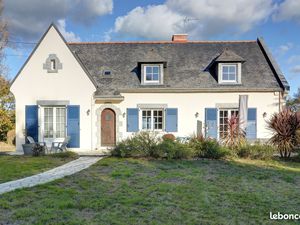 Maison familiale 170m2 au sein d'un parc de 3200m2