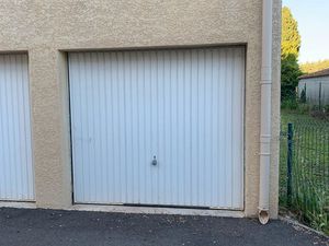 Garage à louer Salon de Pce