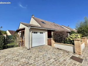 Maison à vendre au Plessis Pâté quartier calme et recherché