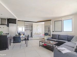 Loft 2 pièces 55 m²