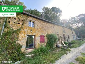 Maison 2 pièces 151 m²