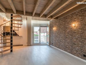 T3/4 Duplex en attique avec mezzanine et balcon