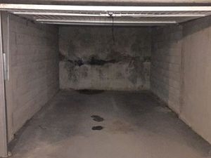 Box fermé 19m2 - LYON 1er