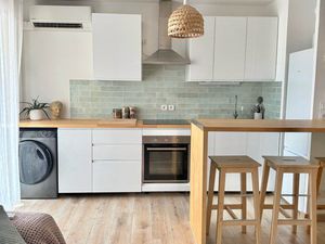 Appartement T2 meublé 45 m² – Terrasse + parking sous-sol